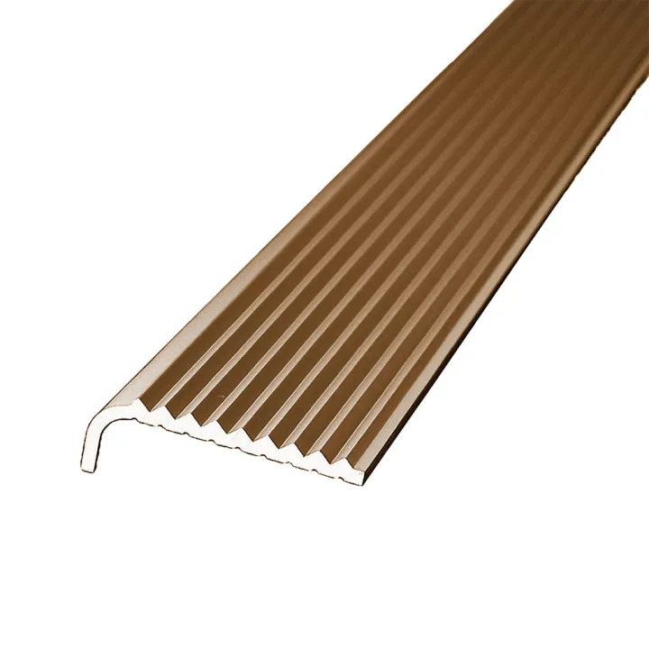 Raven H234G Gold Bull Stair Edging 1M